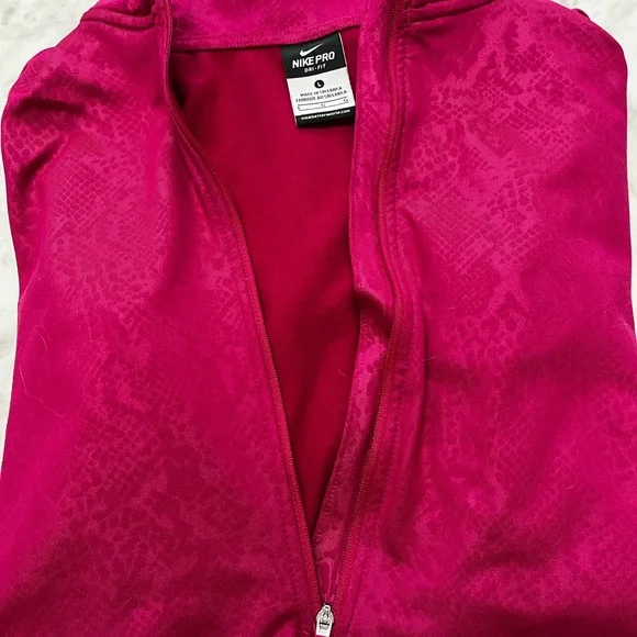 Nike Pro Dri-FIT Half Zip Women’s Pullover in Bold Pink/Magenta - Picture 4 of 12